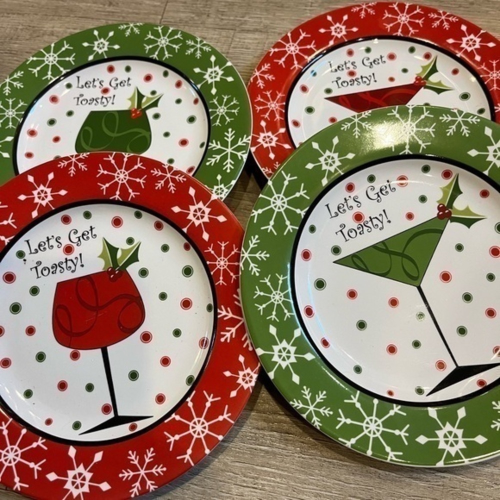 222 Fifth Let’s Get Toasty Christmas Holiday Appetizer Plates 6.25” Set 4